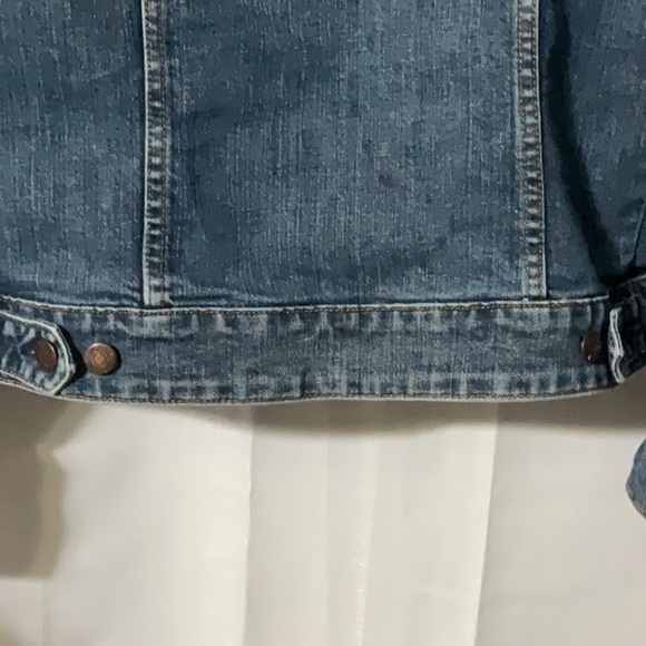 Classic Denim Jacket - Picture 4 of 10